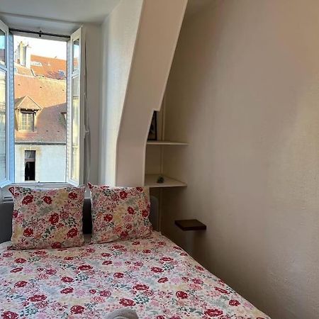 Appartement Le Comte Est Bon, Quartier Antiquaires à Dijon Extérieur photo