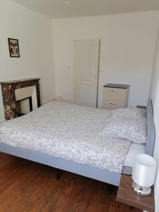 Appartement Le Comte Est Bon, Quartier Antiquaires à Dijon Extérieur photo