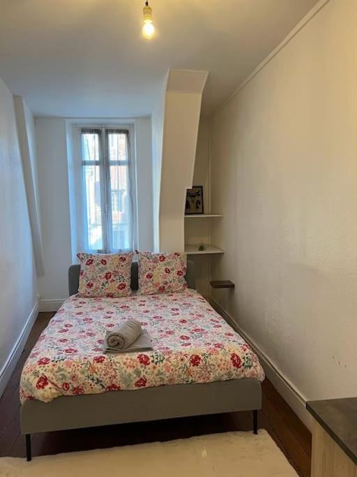 Appartement Le Comte Est Bon, Quartier Antiquaires à Dijon Extérieur photo